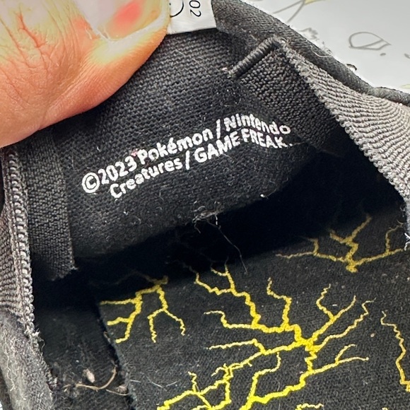 Pokemon Pikachu Shoes Canvas Slip Ons Men's New Groundup Size 11.5‎ - Picture 15 of 15